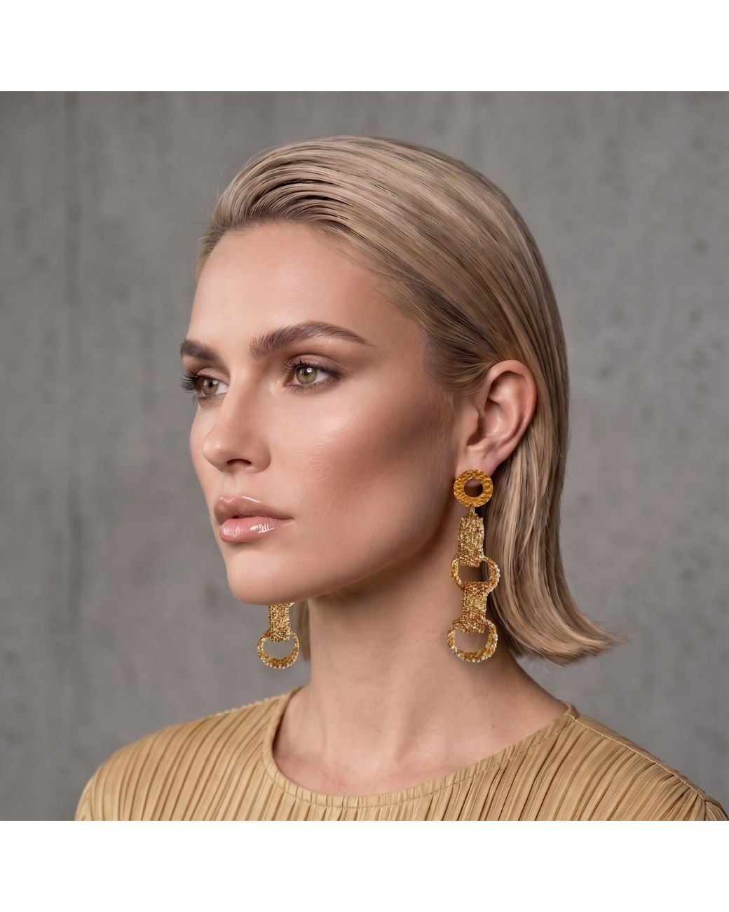 Iliana Arrazola Metallic Bold Chunky Link, Dangle Earrings, Glass Beads, Beaded Jewelry