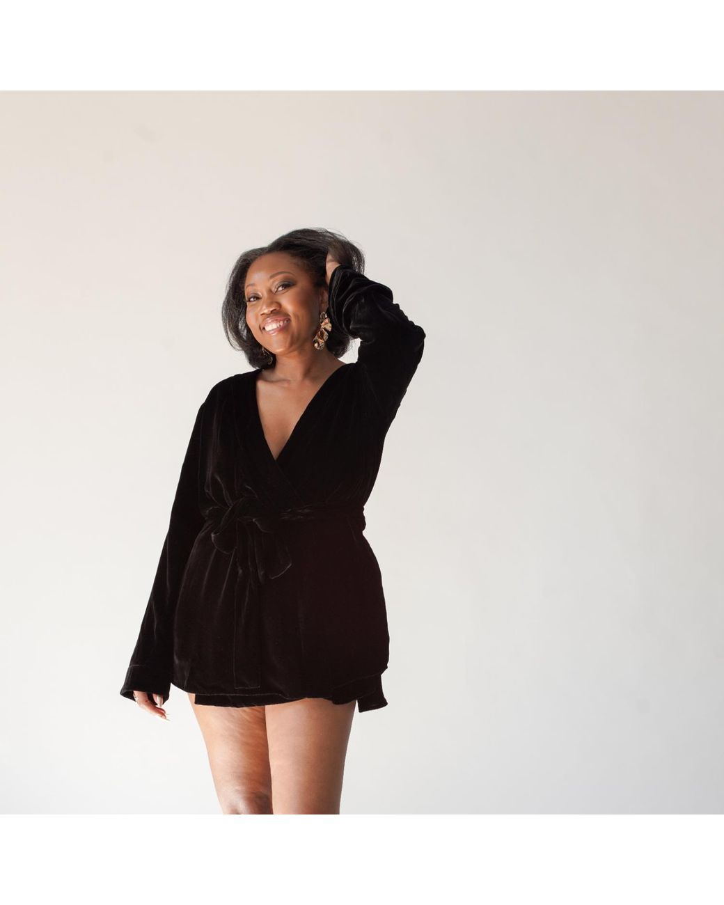Je Mérite (I Deserve) Black Silk Velvet Short