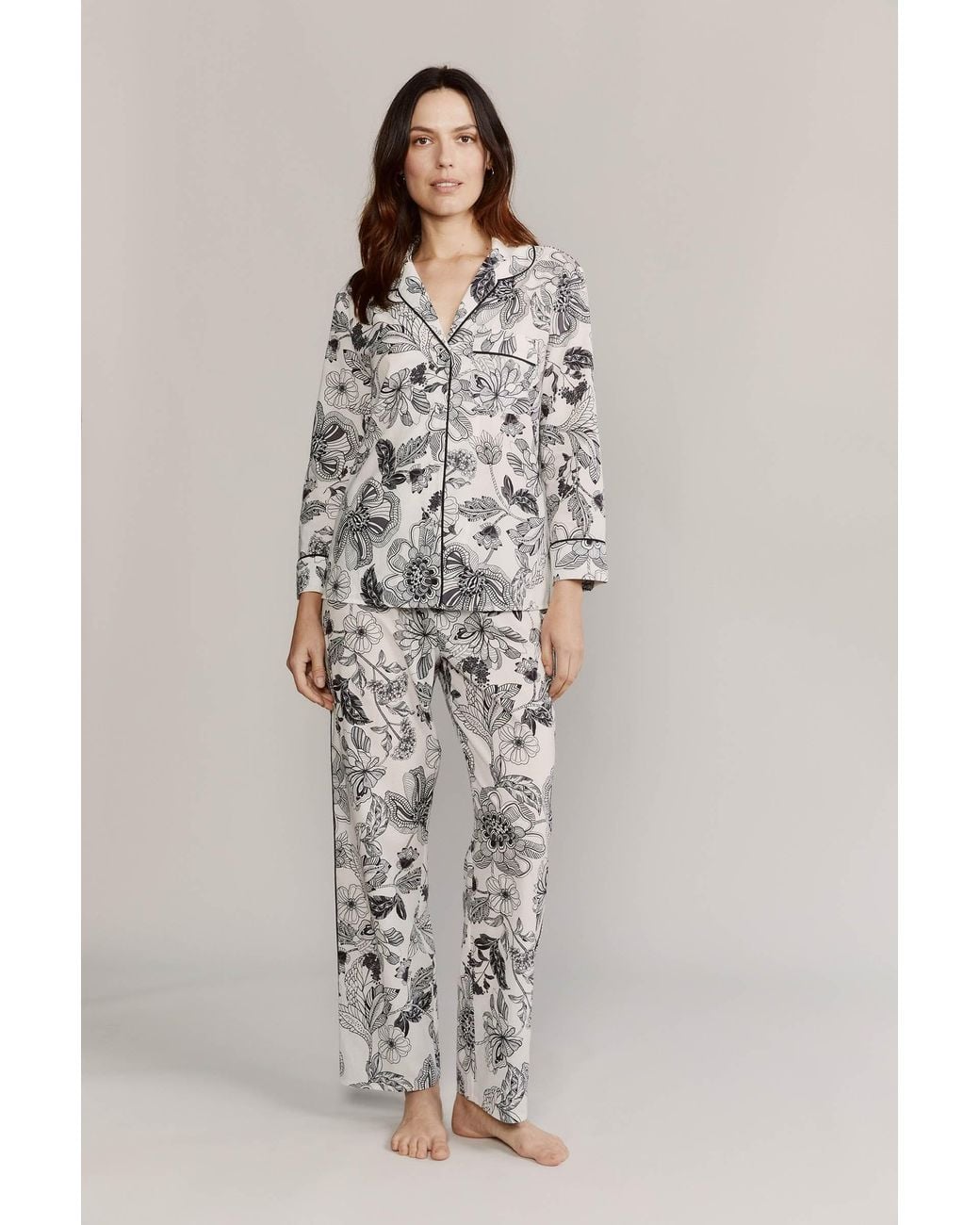 Kato White Broad Beach Noire Floral Cotton Pajamas