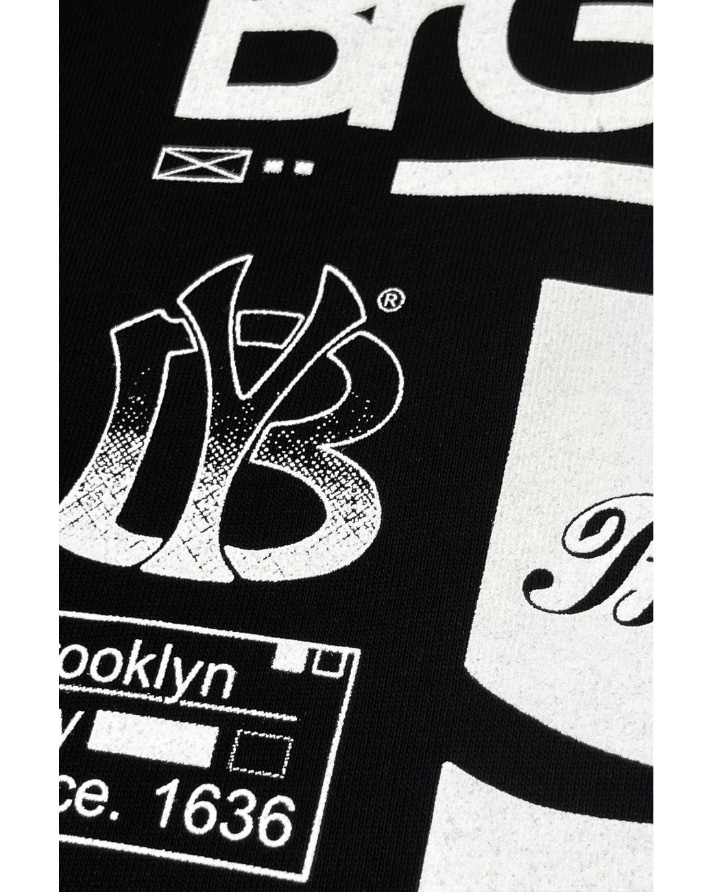 Éclectique Black Brooklyn Graphic T-Shirt for men