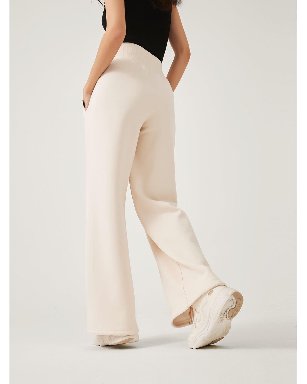 Supesu Natural Cubby Sweatpants, Wide Leg