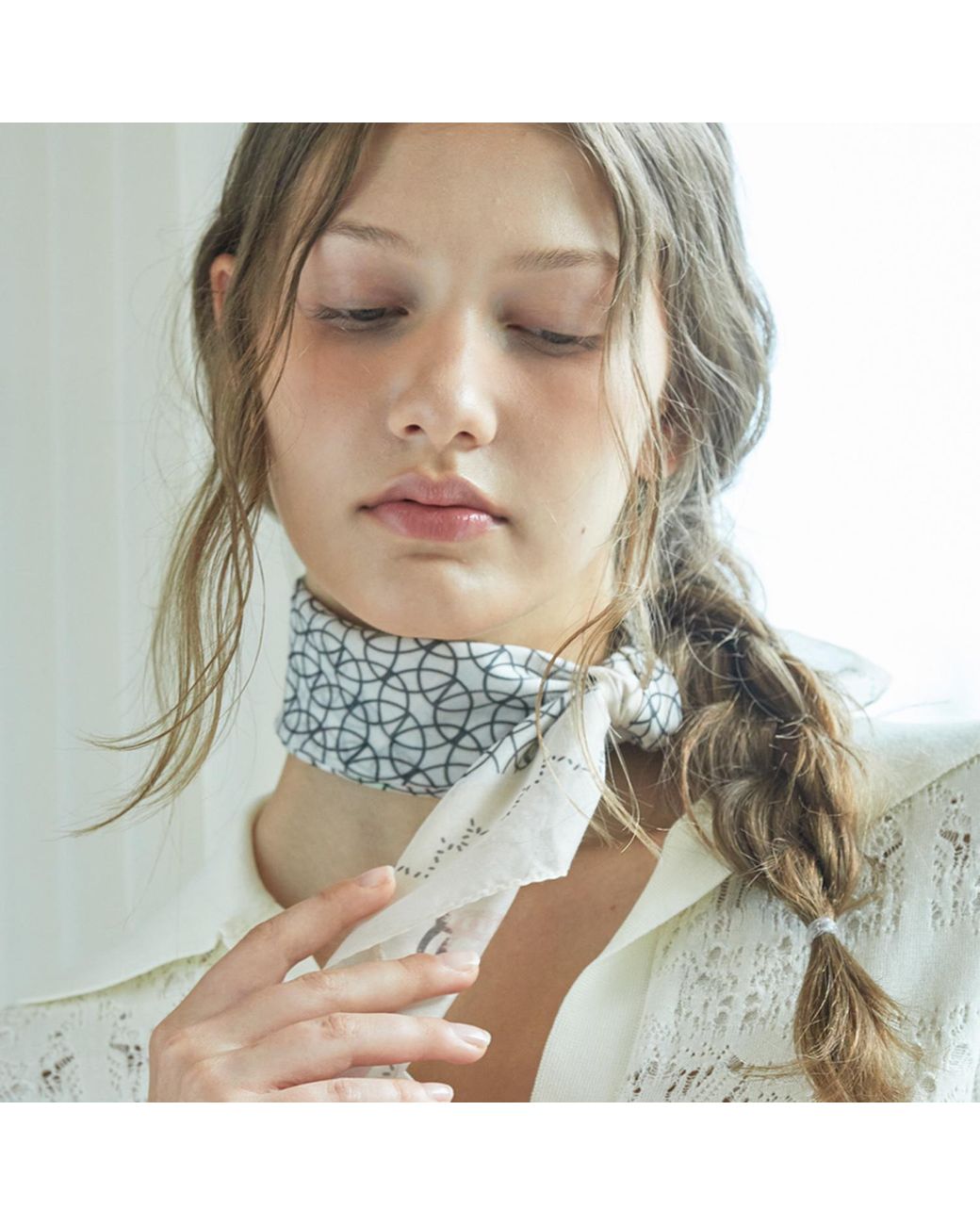 Ana Maison White Super Handkerchief