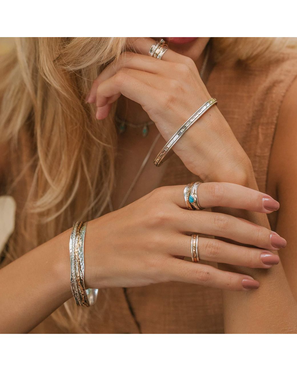 Charlotte's Web Jewellery White Aura Magic Spinning Ring