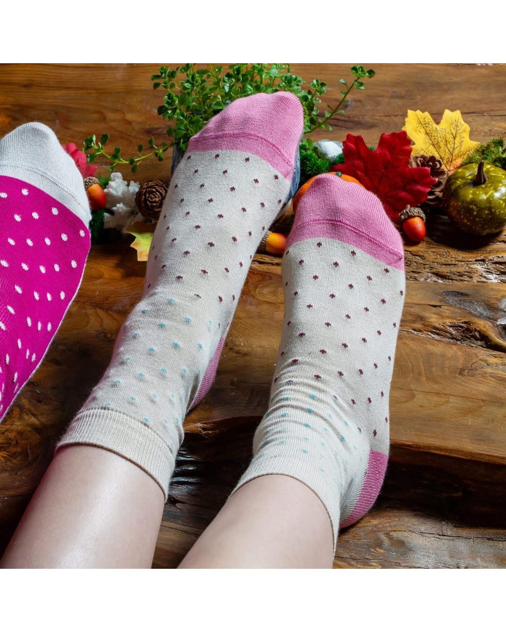 Peper Harow - Made in England Gray Neutrals Pin Dot Socks