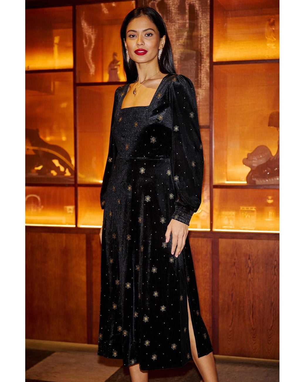 Yumi' Black Velvet Midi Dress With Starburst Foil Print