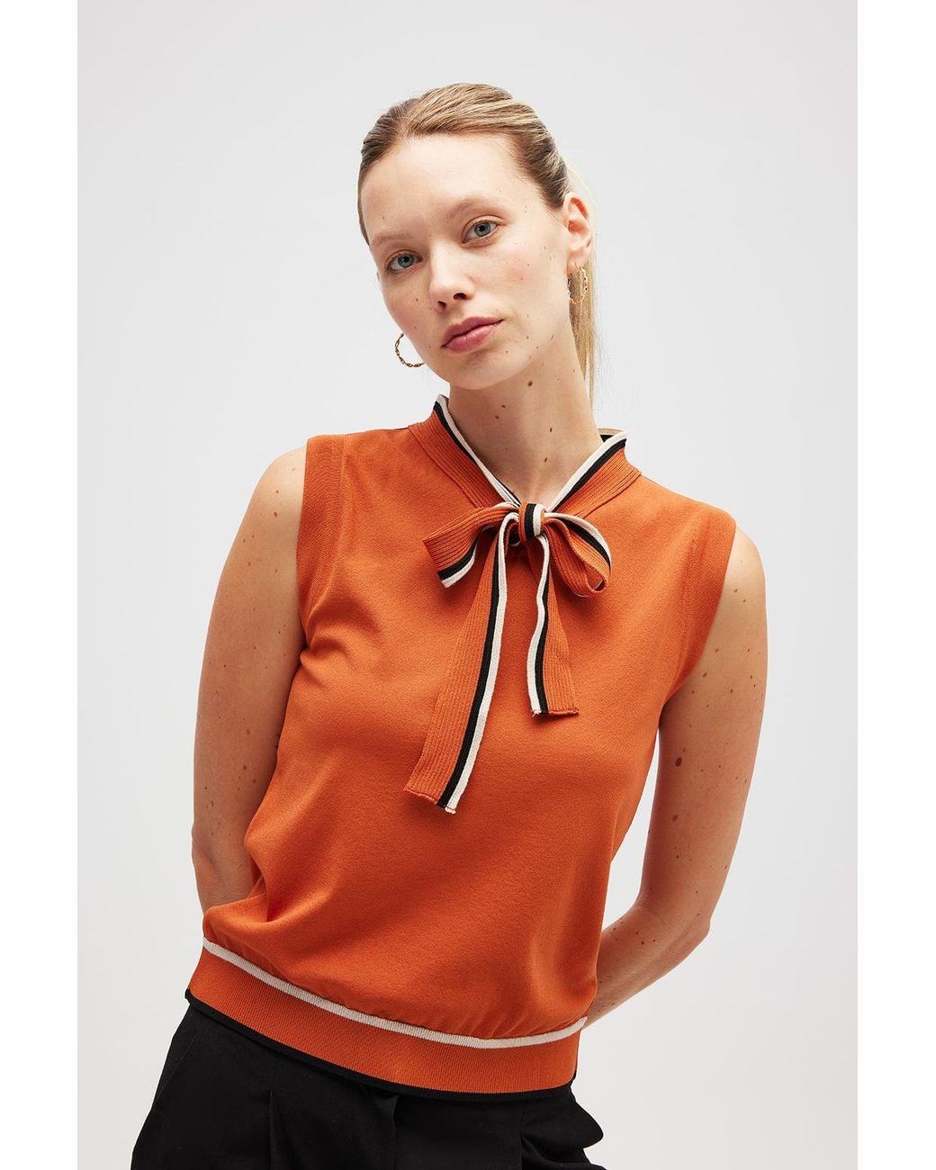 Peraluna Orange Priscilla Bow-Tied Knit Sleeveless Blouse