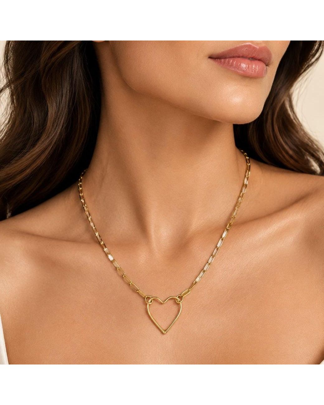 Lexi Jewelry Metallic Heart & Link Chain Necklace