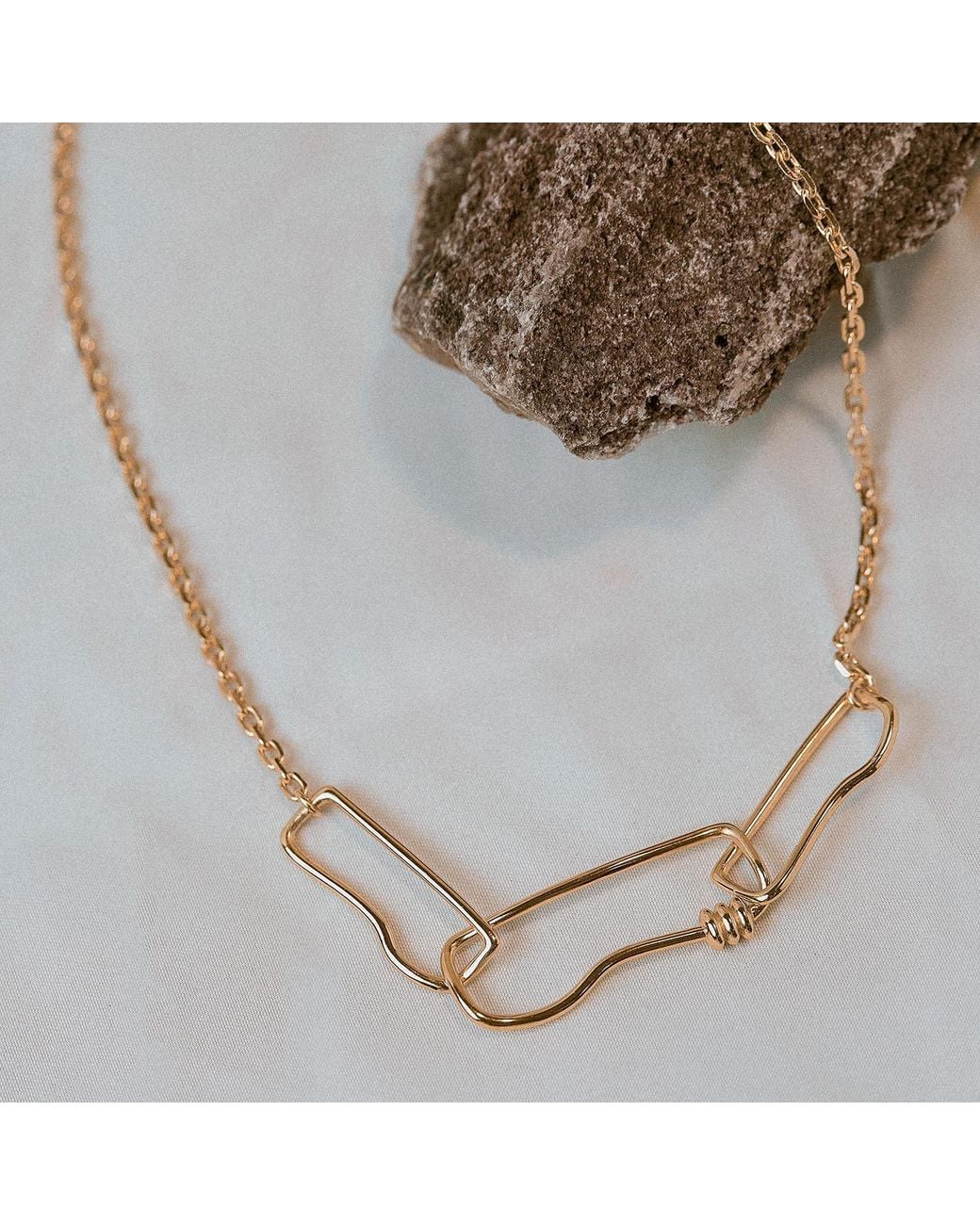 Lait & Lune Metallic Volute Necklace
