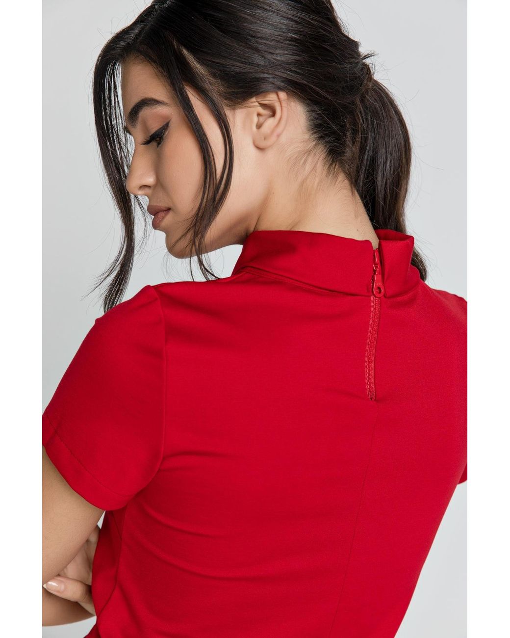 Conquista Red Short Sleeve Top