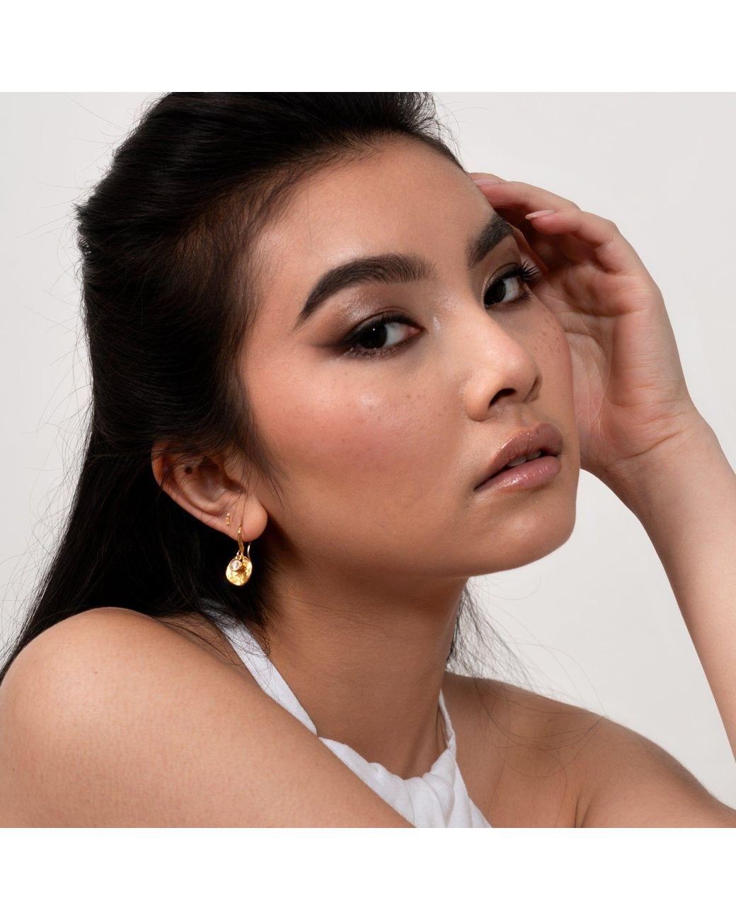 Dower & Hall Metallic Hammered Disc & Topaz Array Drop Earrings