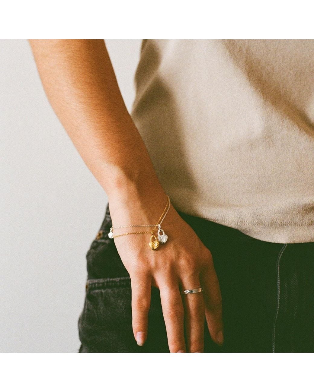 De Roms Metallic The Amor Vita Heart Bracelet