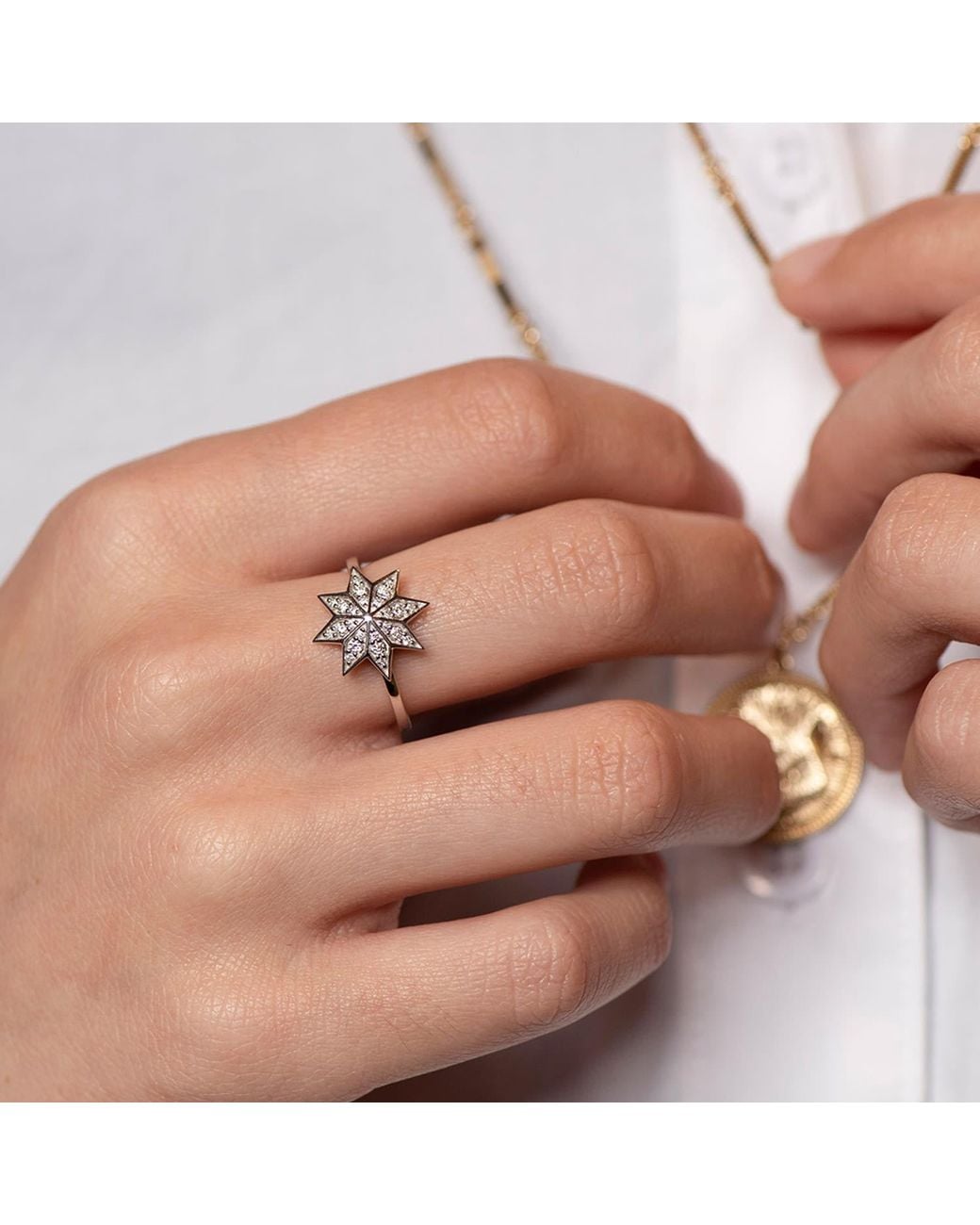 Zoe & Morgan White Lakshmi Ring Diamond