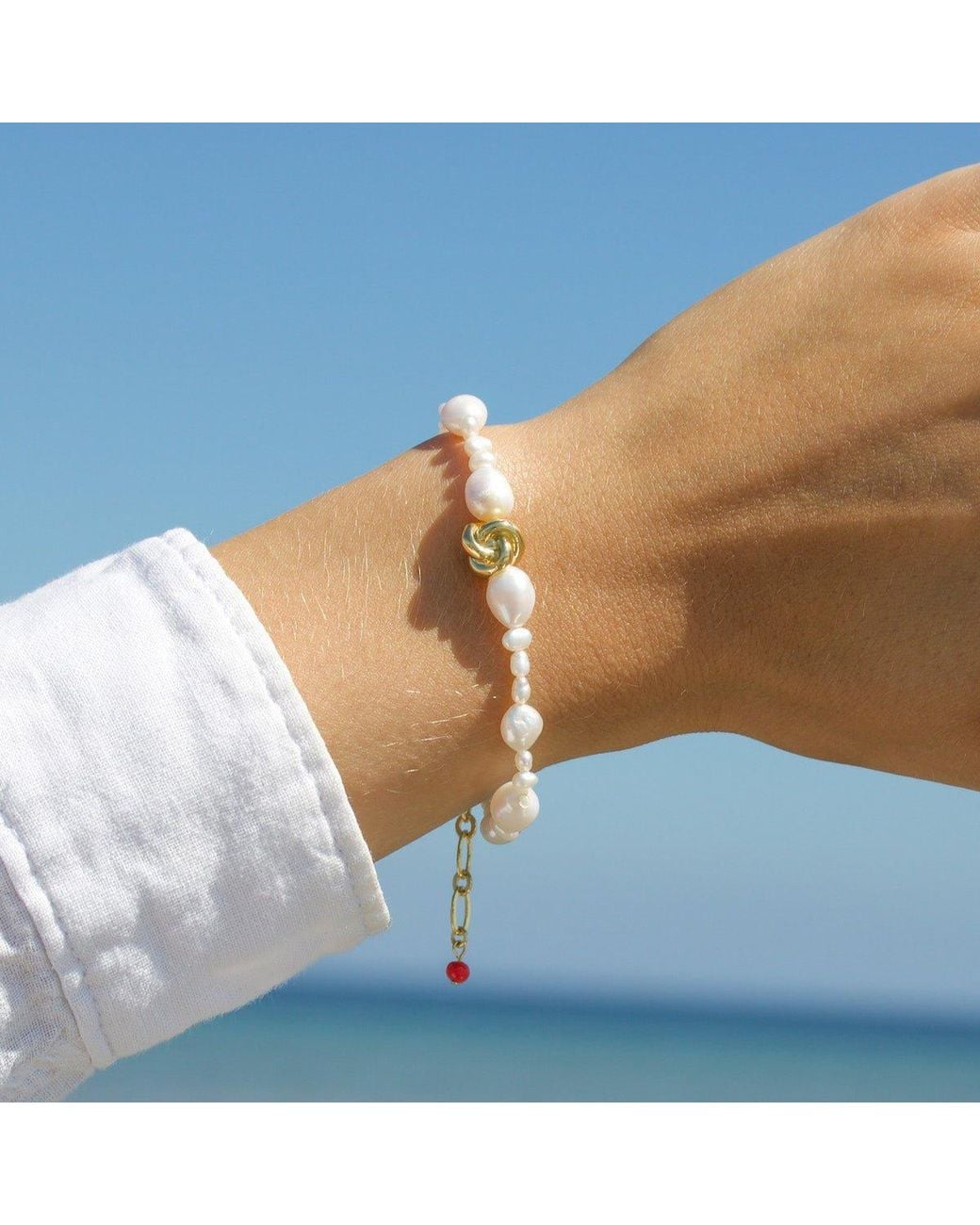 With Love Darling Metallic Knot Pearl Bracelet