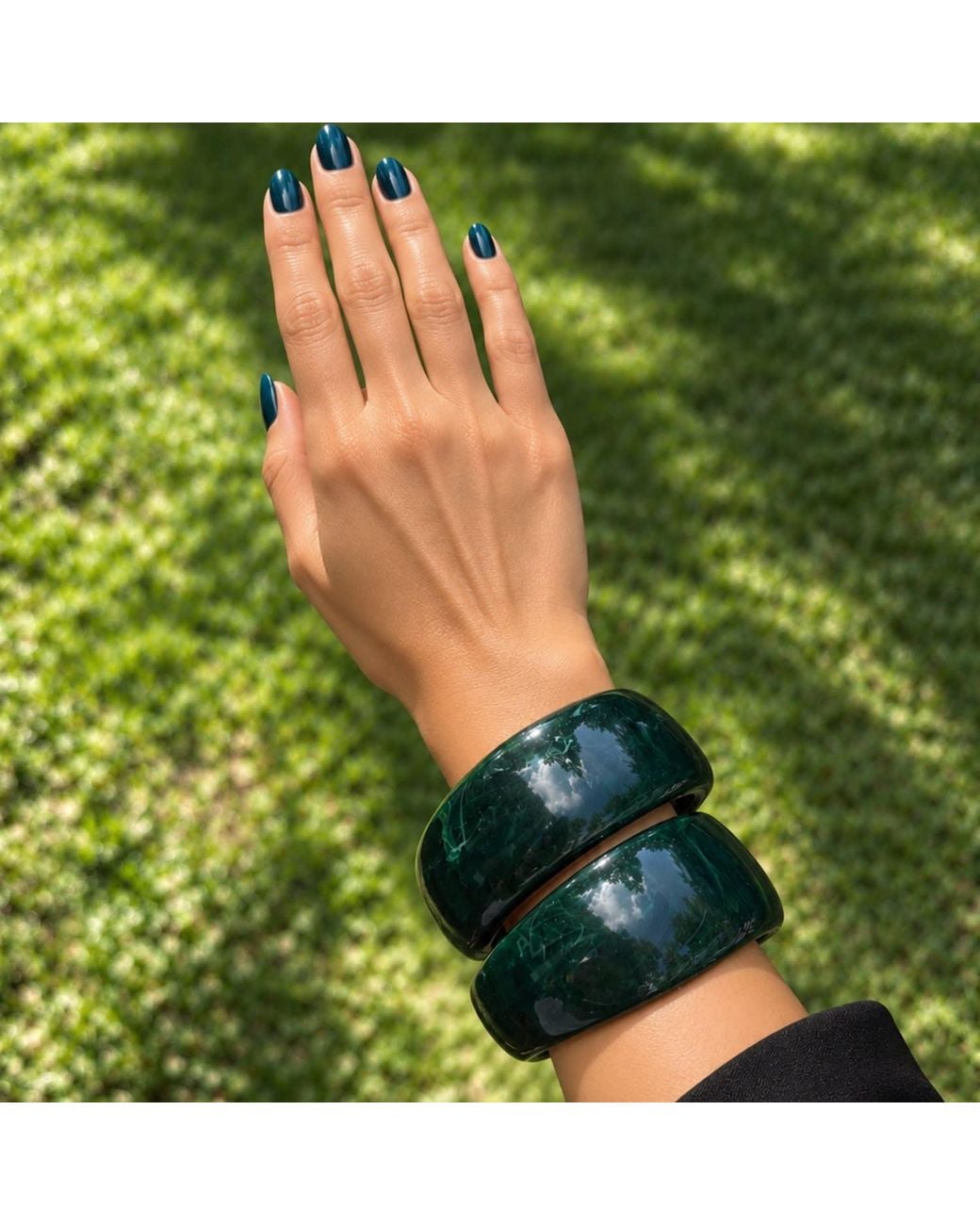 Hye Jane Jewelry Green Moss Forma Resin Bangle Set