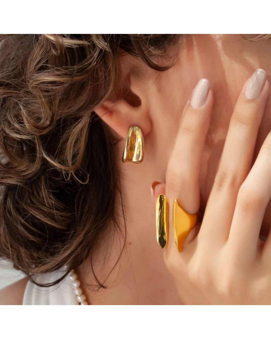 LINYA JEWELLERY Metallic Amorphous Hoop Earrings