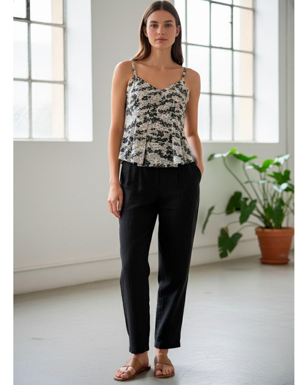 Conquista Brown Floral Peplum Camisole Top – Feminine, Modern, Perfect For Warm-Weather Styling