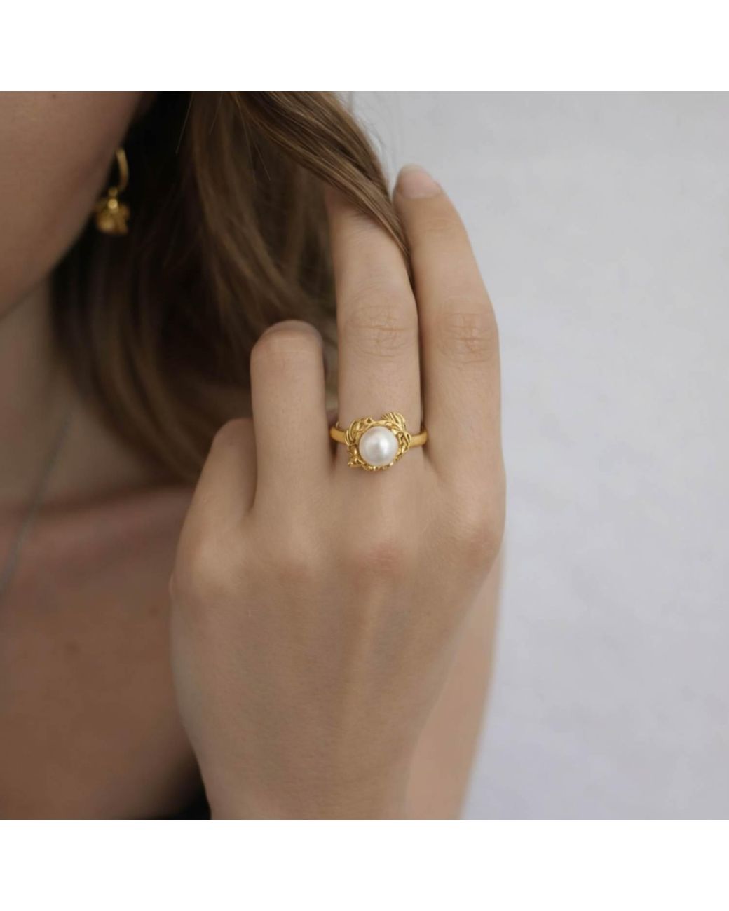 Unaloe Metallic Plated Ring With Pearl Coleus– Handmade Jewelry For
