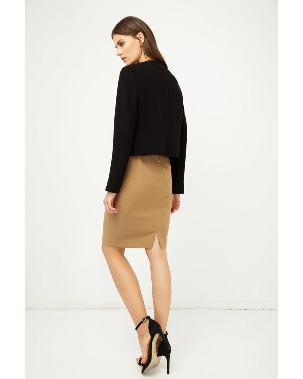 Conquista Black Long Sleeve Straight Jacket