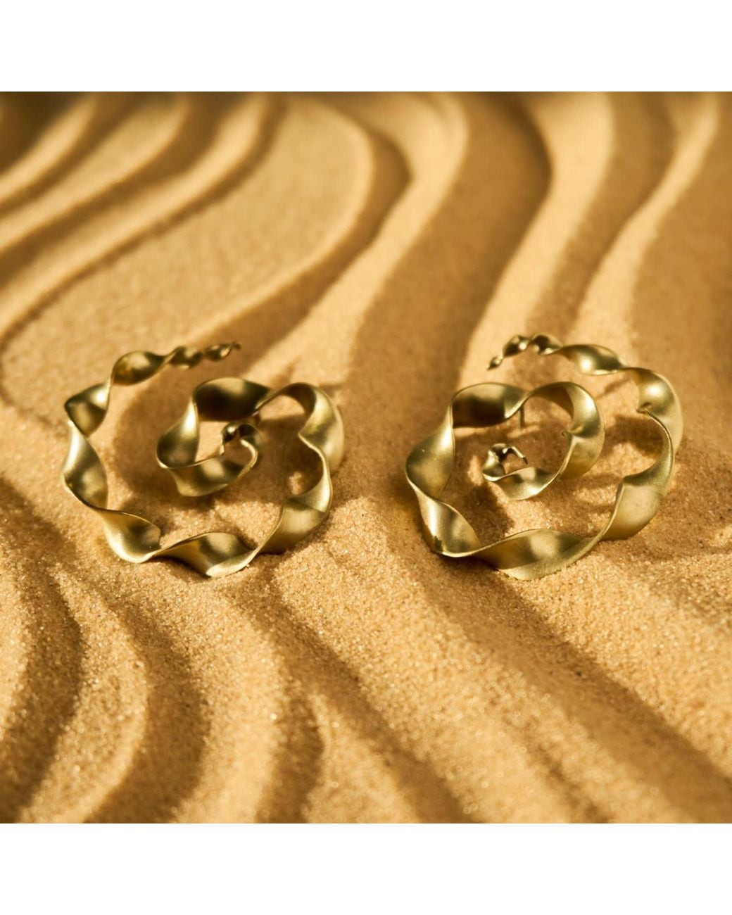 Zeworks Metallic Roses