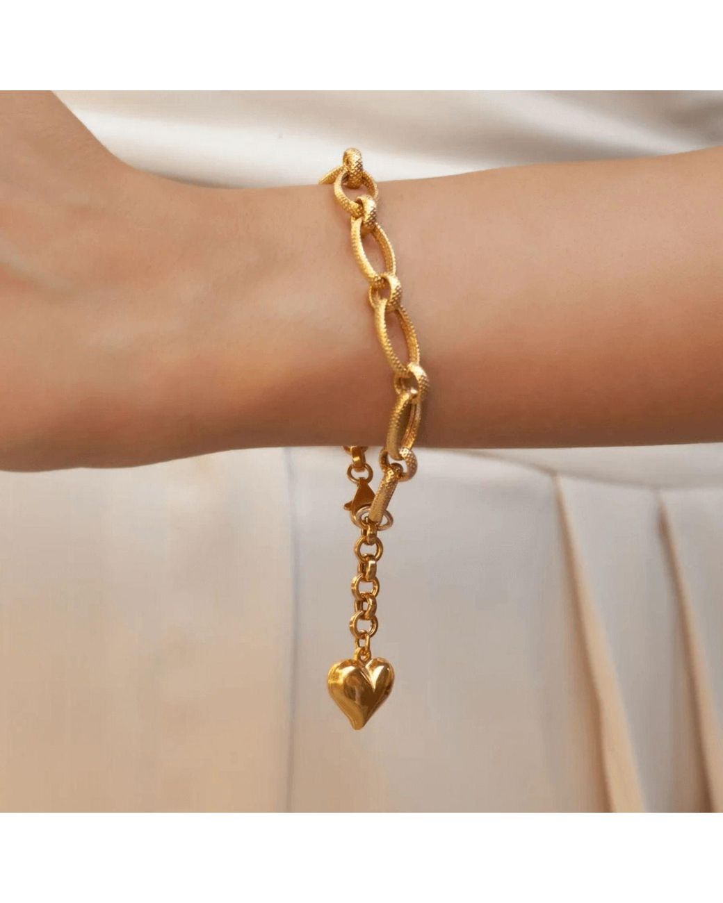 LINYA JEWELLERY Metallic Milazo Heart Chain Bracelet