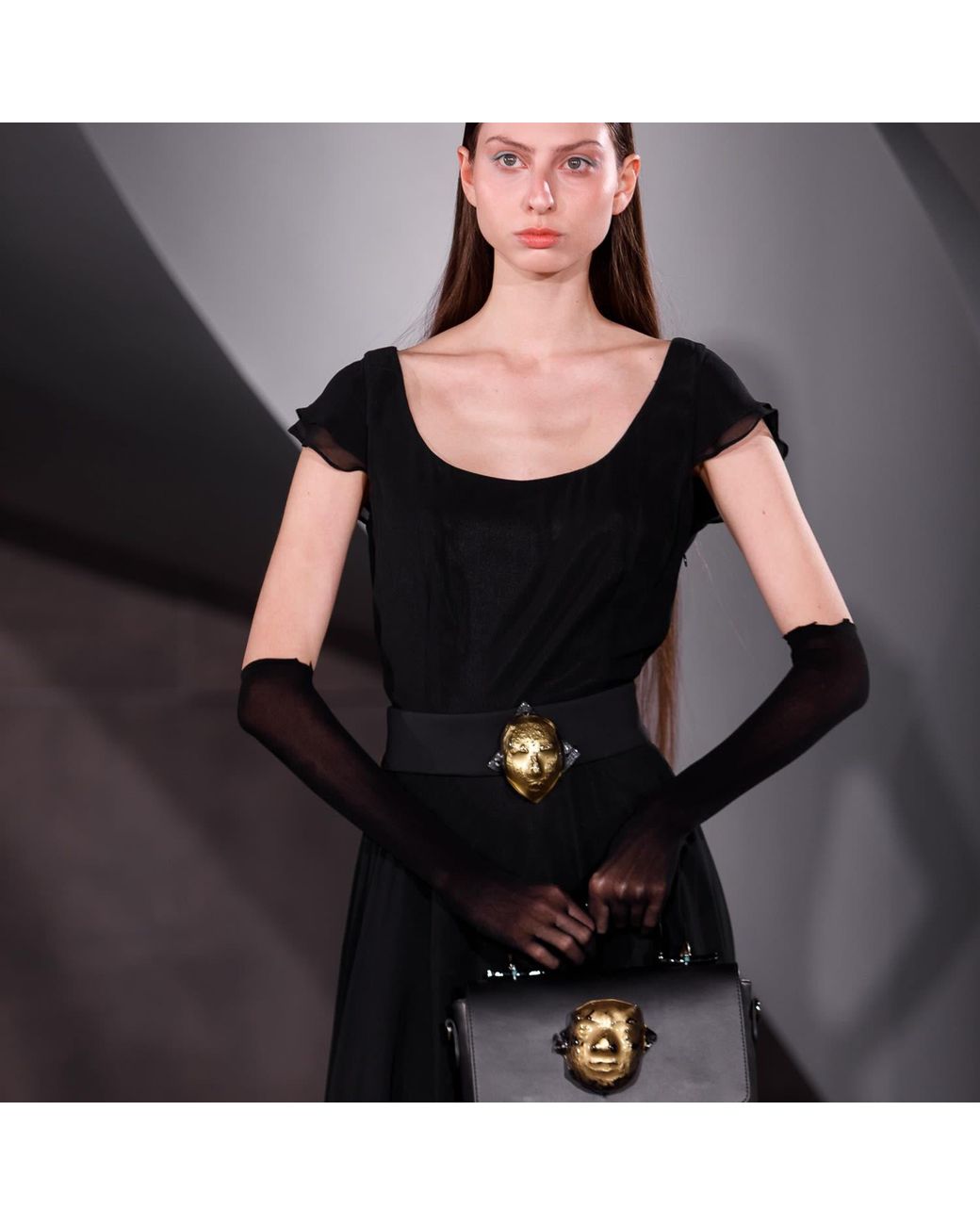 Laura Daili Blue Golden Face Glass Belt
