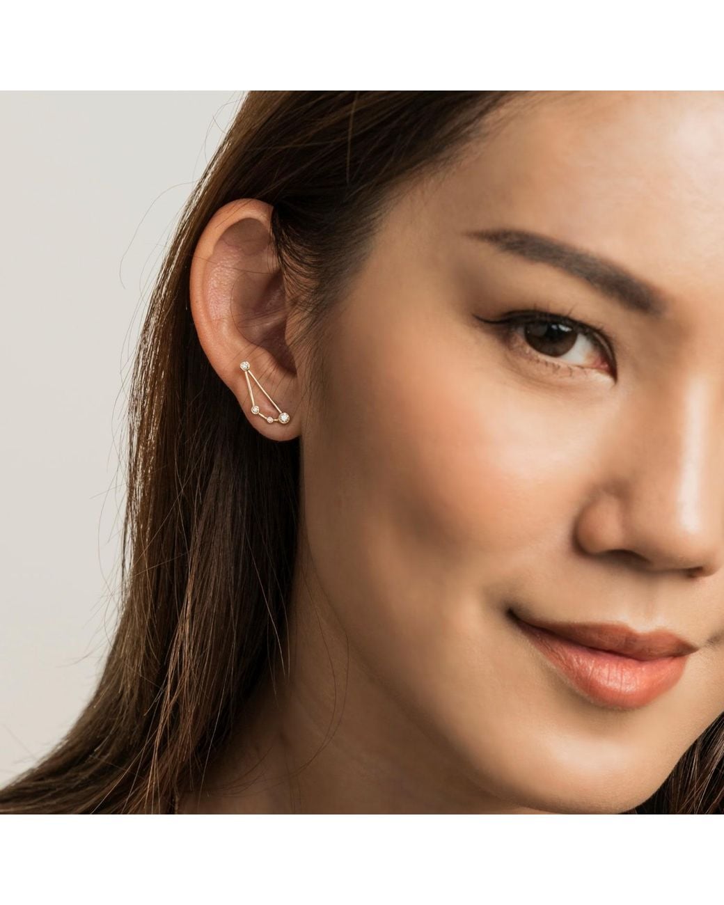 Genevieve Collection Metallic Capricorn Zodiac Constellation Earring 18K & Diamond