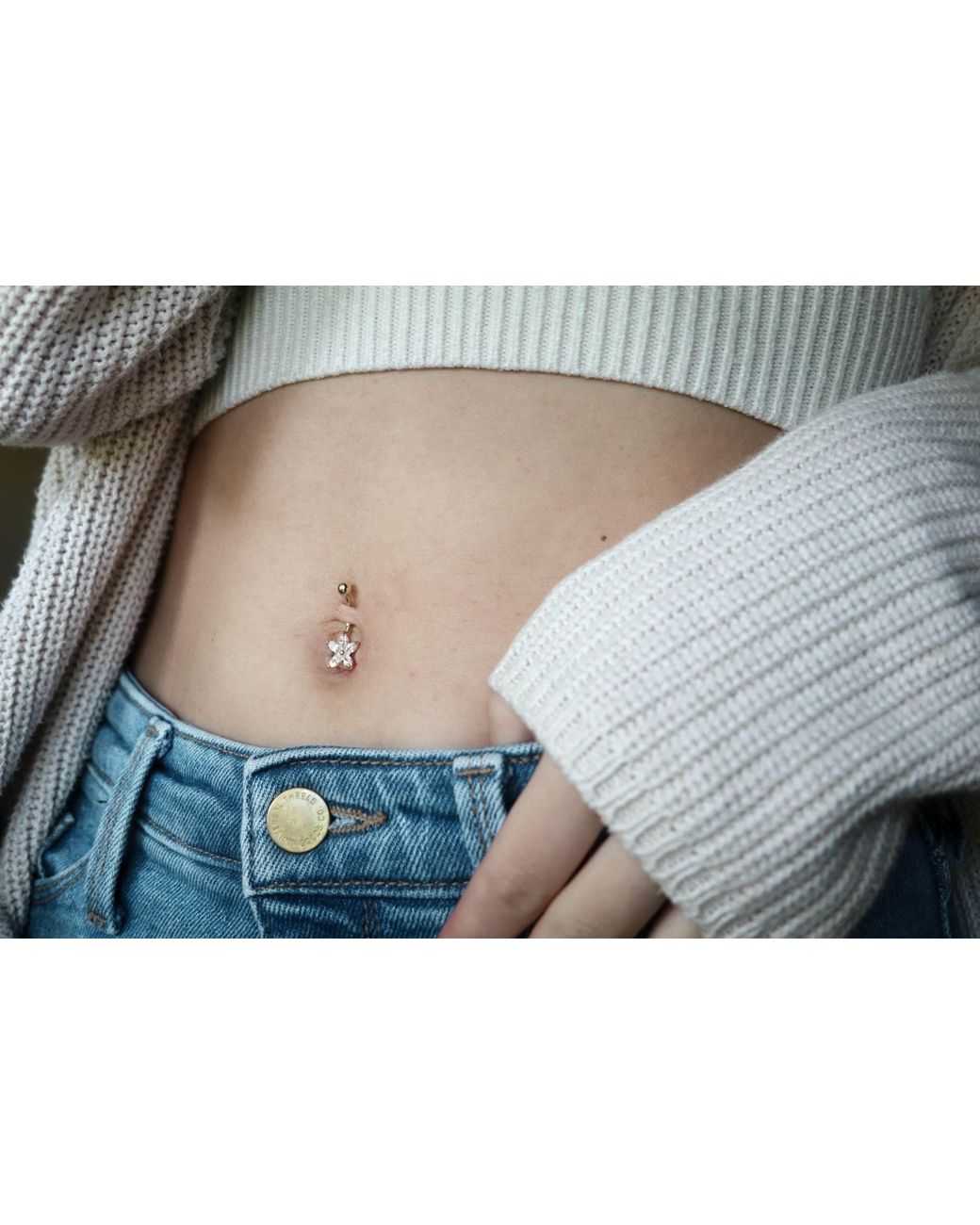 Zahav Jewelry Metallic 14K Solid 14G Flower Cz Belly Ring