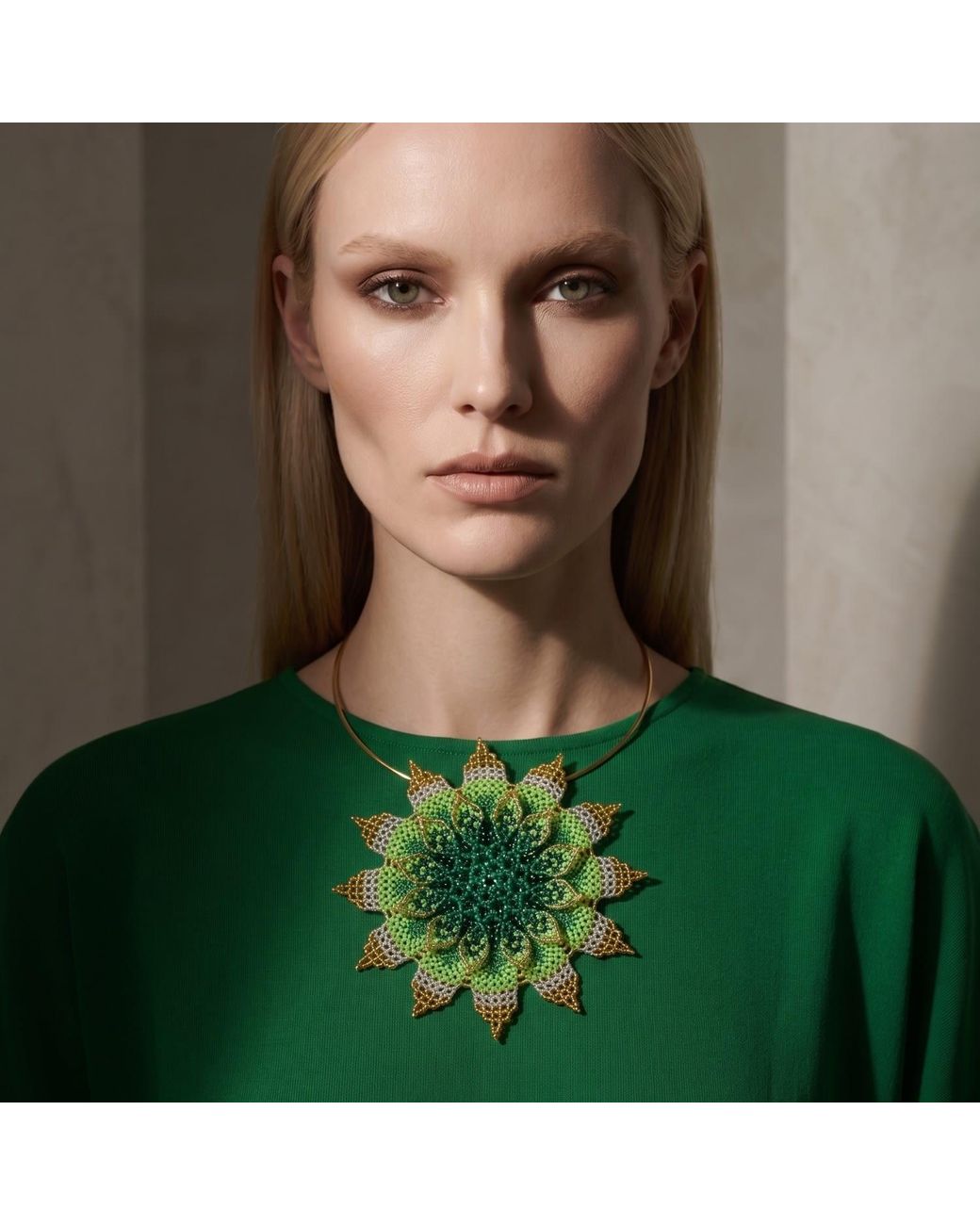 Iliana Arrazola Green Flower Choker, Glass Beads, Beaded Jewelry