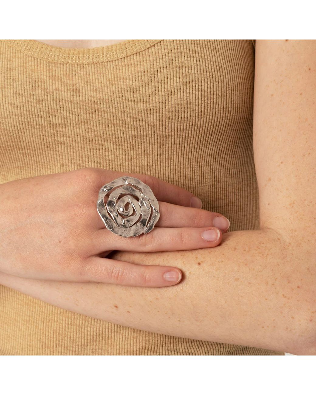 EVA REMENYI Metallic Origin Ring