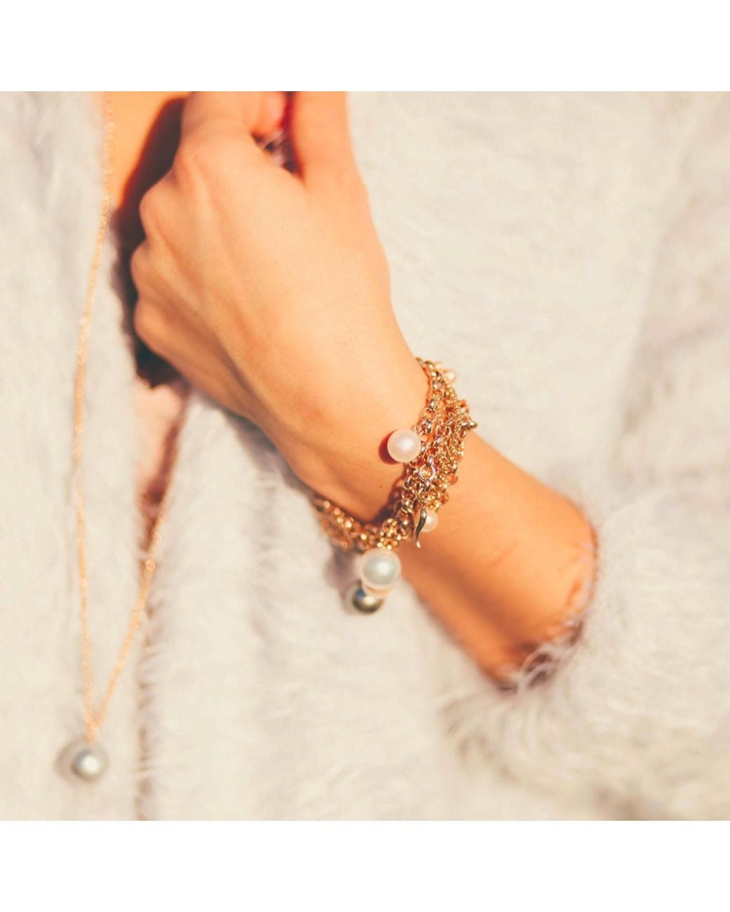 Ora Pearls Metallic Magna Gold Chain Bracelet Xxl White Pearl