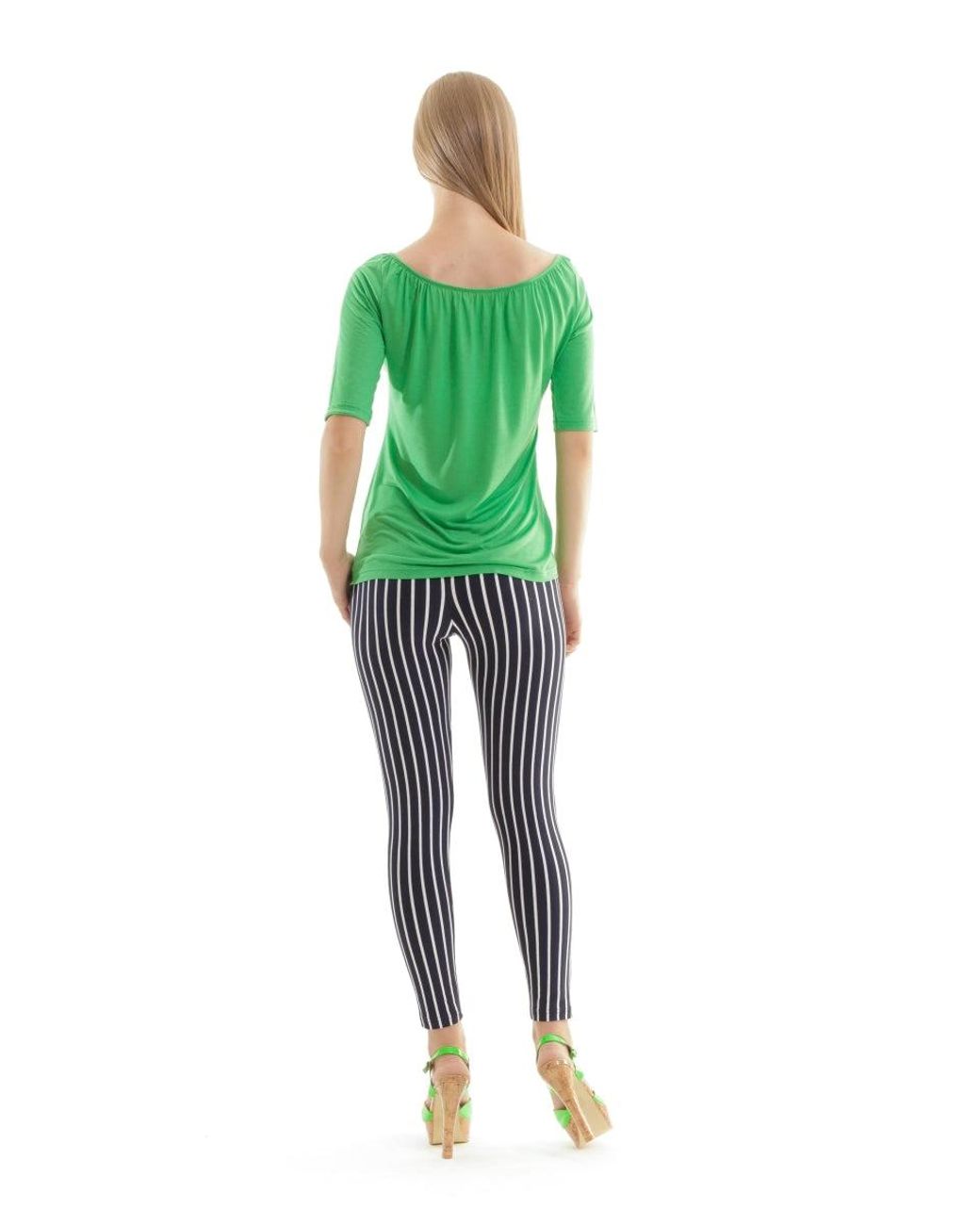 Conquista Green Scoop Neck Tee