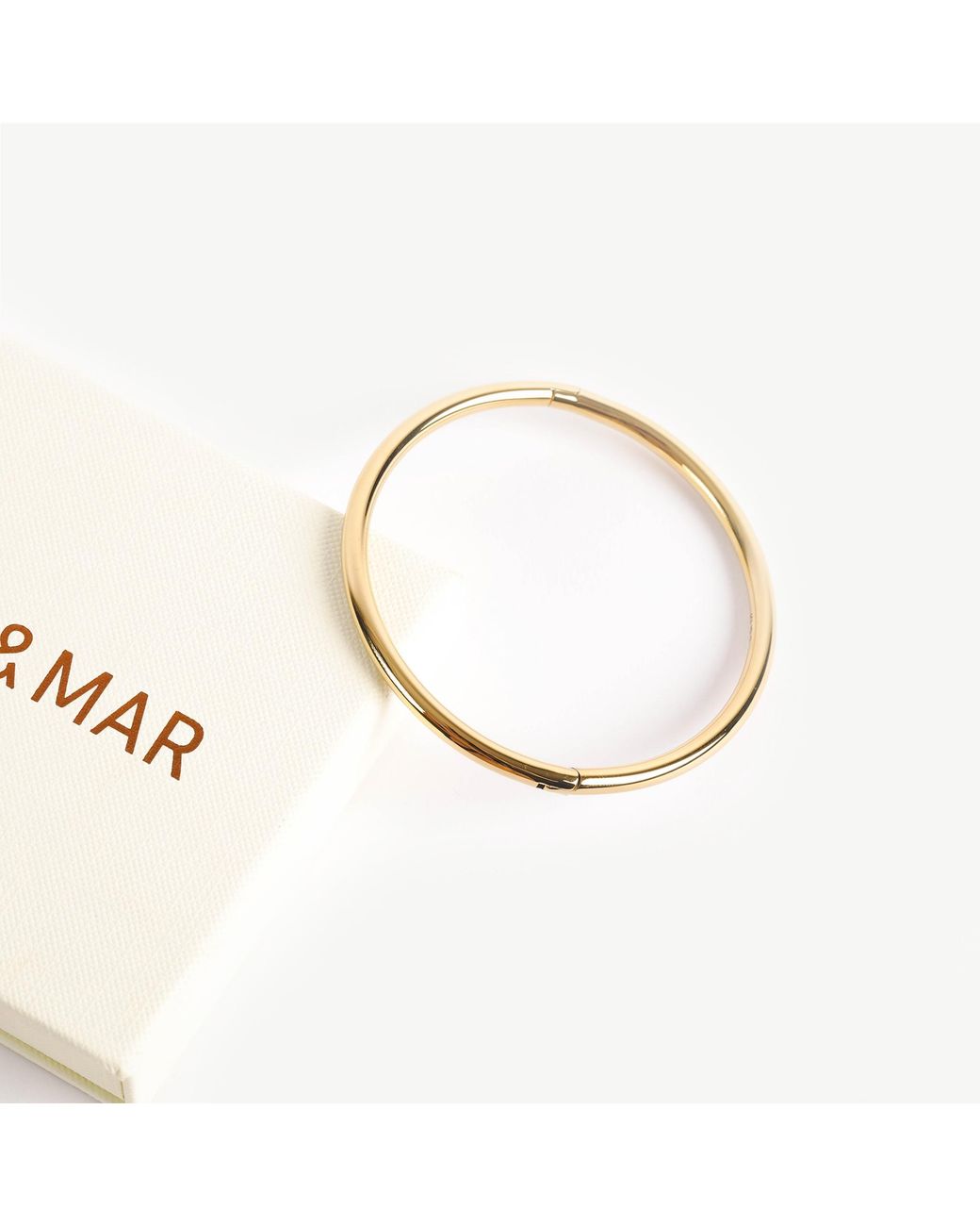 Lei & Mar Co. Metallic The Essence Bangle