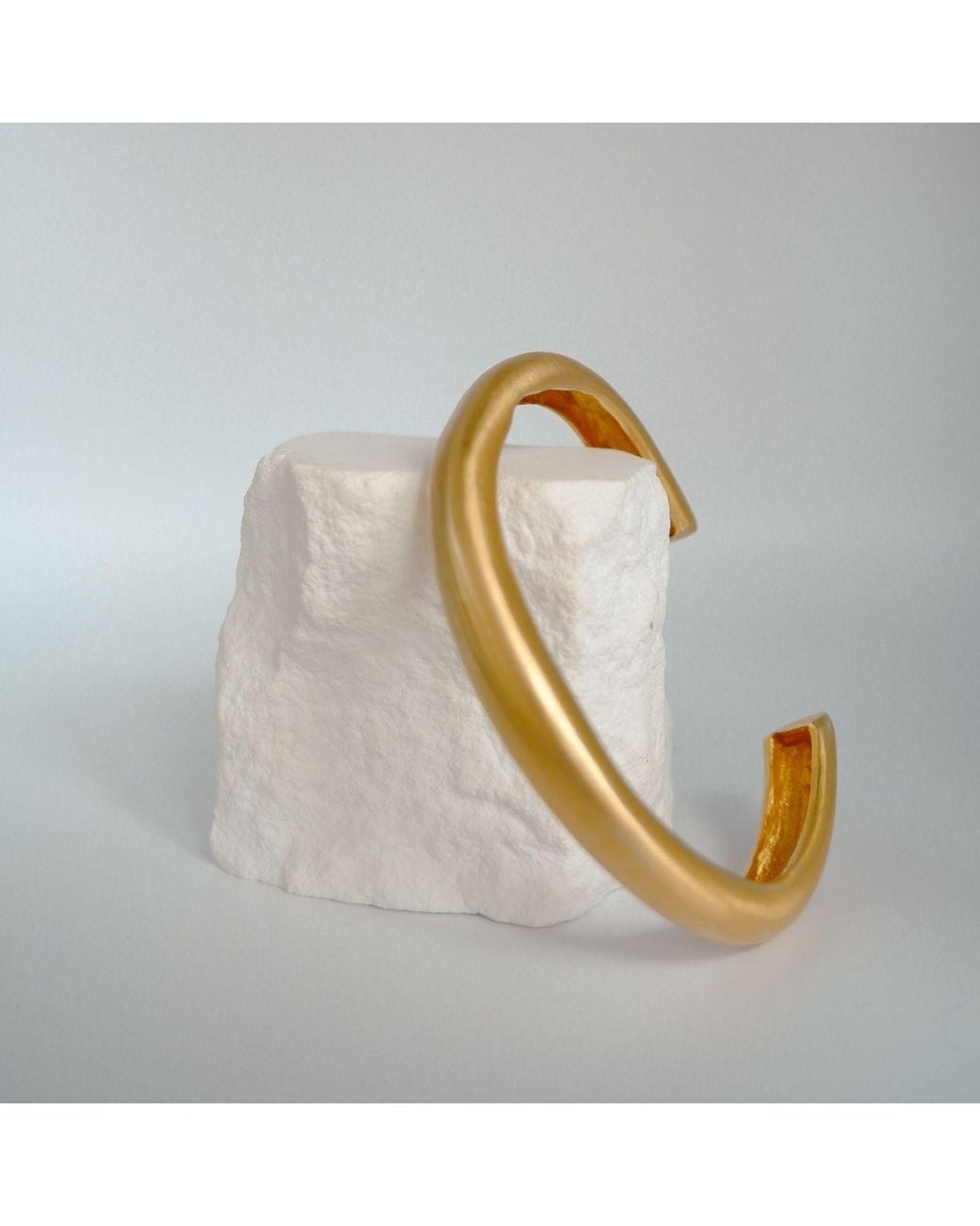LINYA JEWELLERY Metallic Grel Thick Asymmetric Matte Bracelet