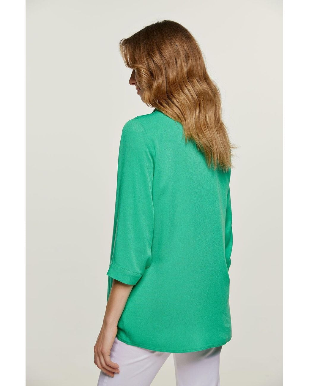 Conquista Green V Neck Top