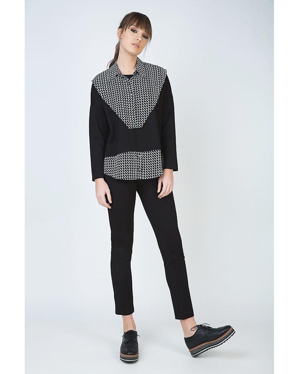 Conquista Black Houndstooth & Button Detail Long Sleeve Top With Optional Shirt Collar By Fashion