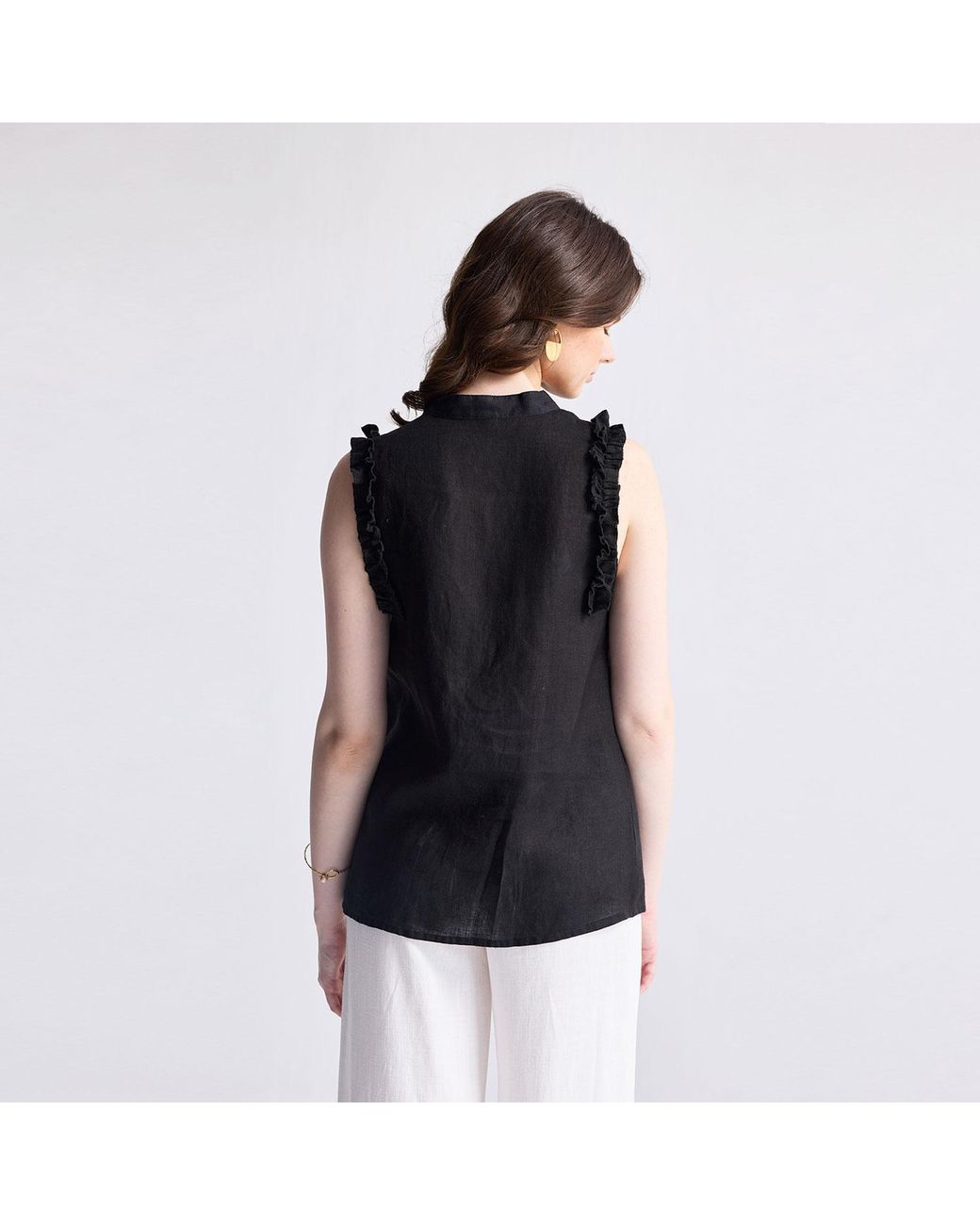 REISTOR Black Sleeveless Hemp Top With Ruffles