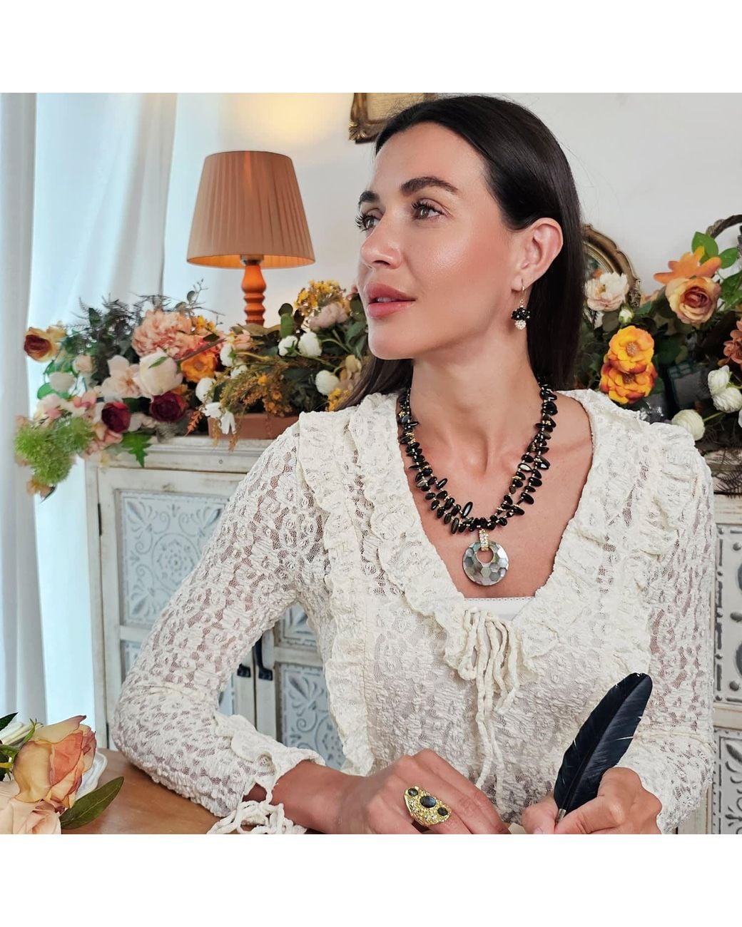 Farra Black Obsidian With Shell Pendant Classical Necklace