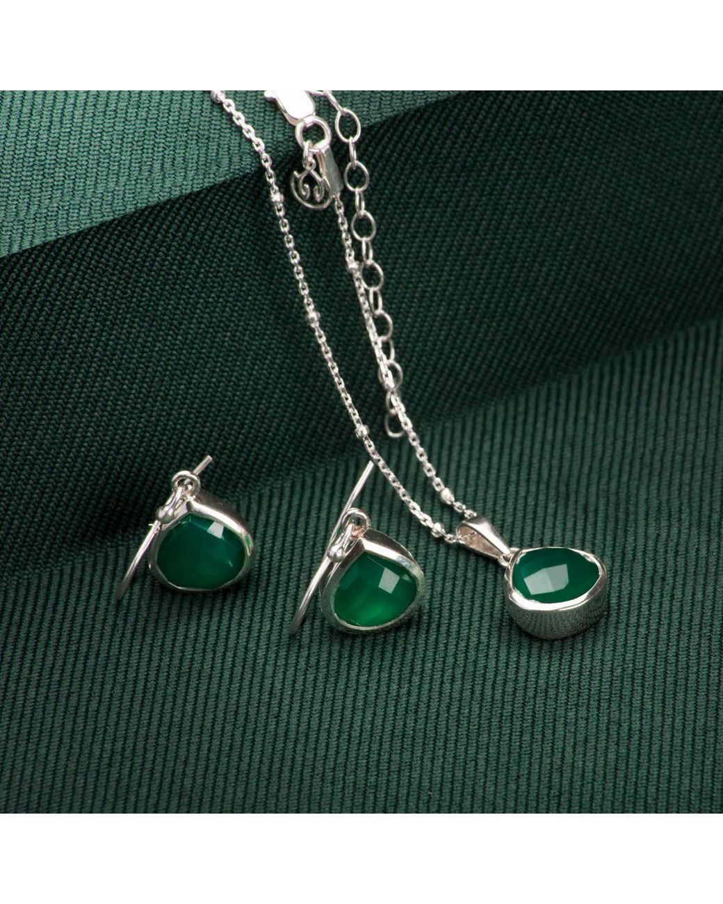 The Jewellery Store London Green Sterling Pear Shaped Onyx Jewellery Set