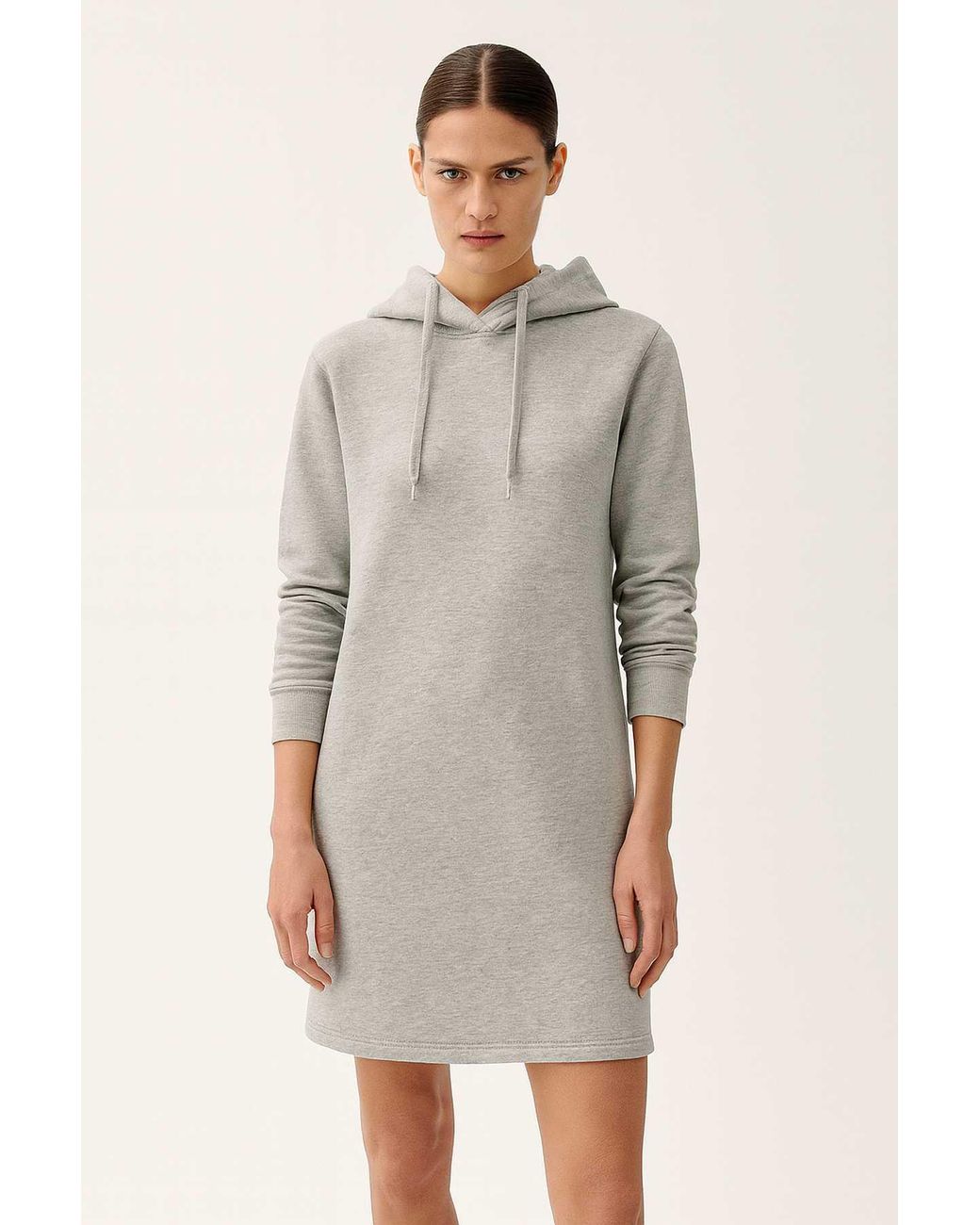 Conquista Gray Minimalist Hoodie Dress
