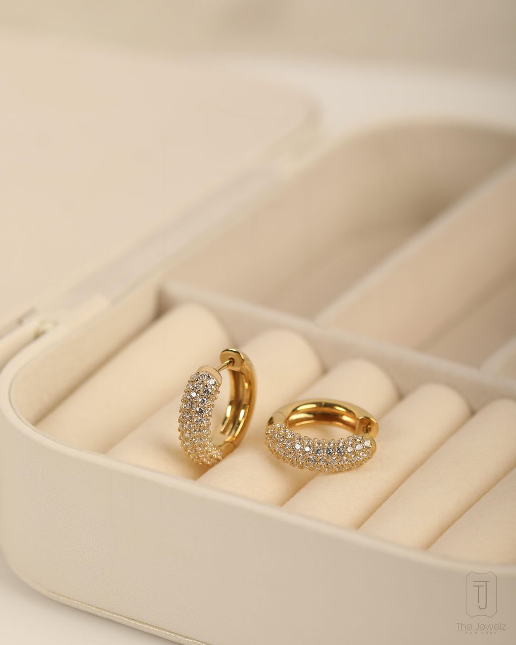 The Jewelz Metallic 'Trinity Glow' 925 Huggies Earrings