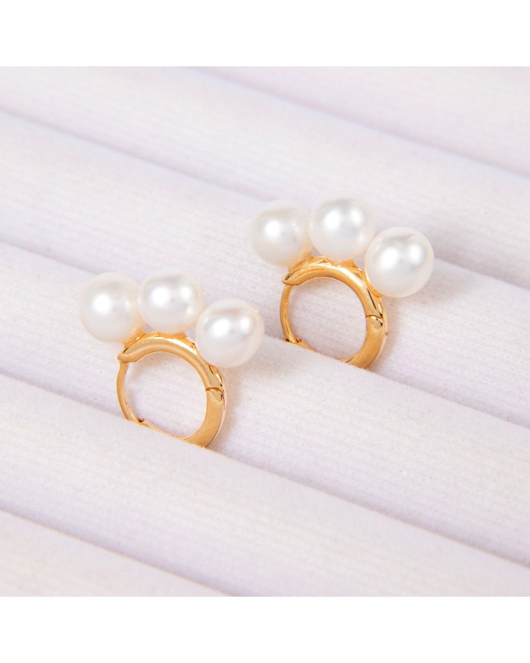 Belinda Jewelz Metallic Cora Triple Pearl Hoop