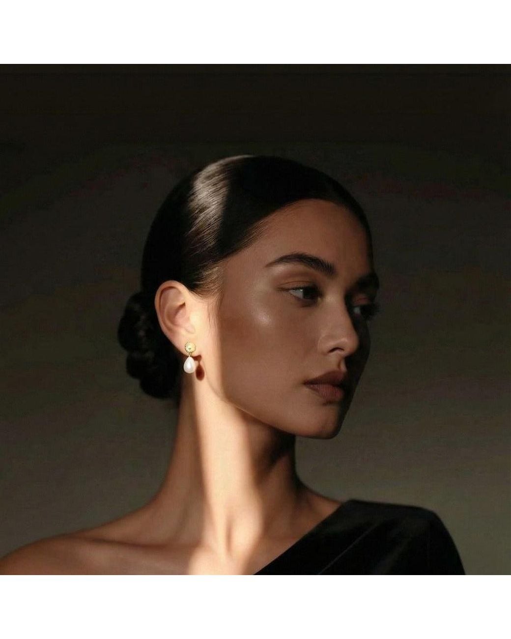 With Love Darling Metallic Innovation Pearl Earrings