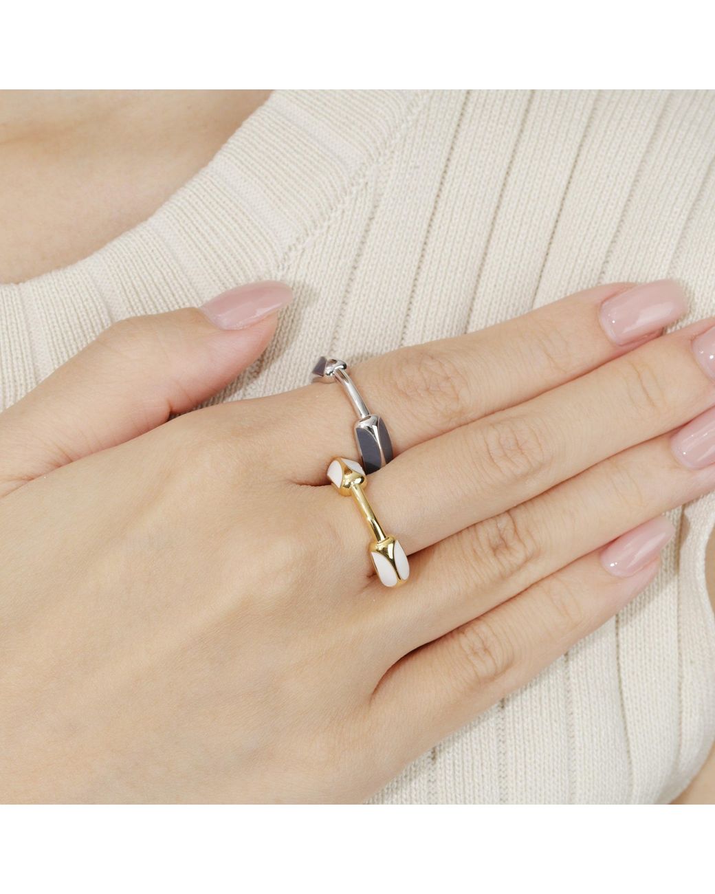 Arte Madrid Metallic Toggle Sculpted Dome Ring