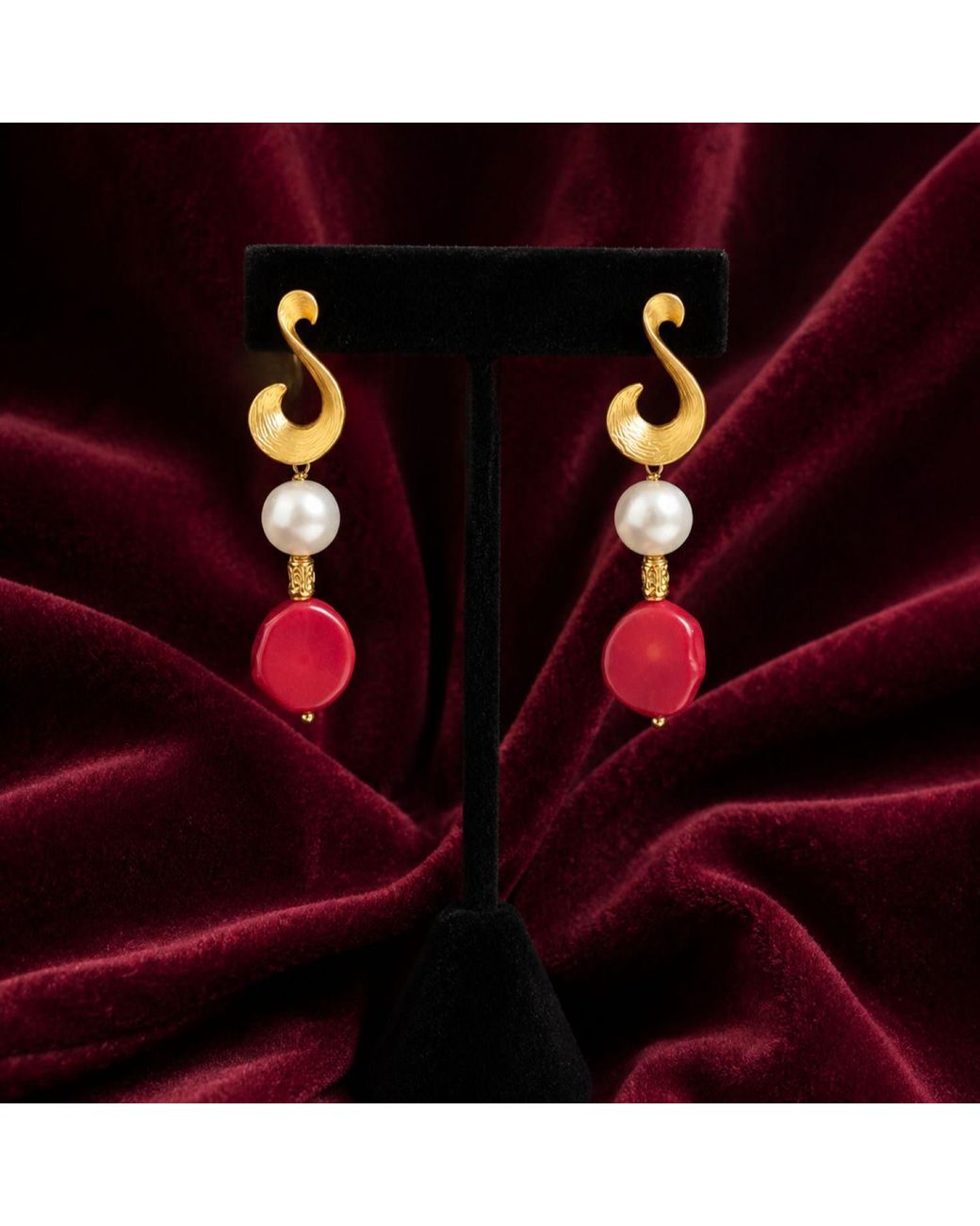 Way to Chic Pink Stud Earrings With Coral & Pearl