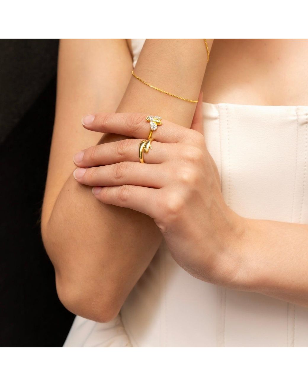 Spero London Metallic Sterling Bumble Bee Ring