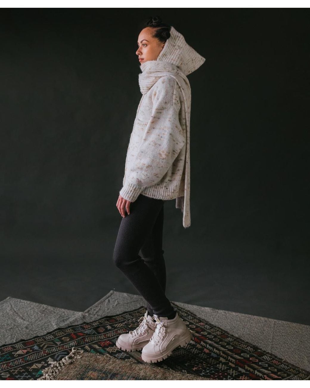 Mabli White Blewog Cardigan