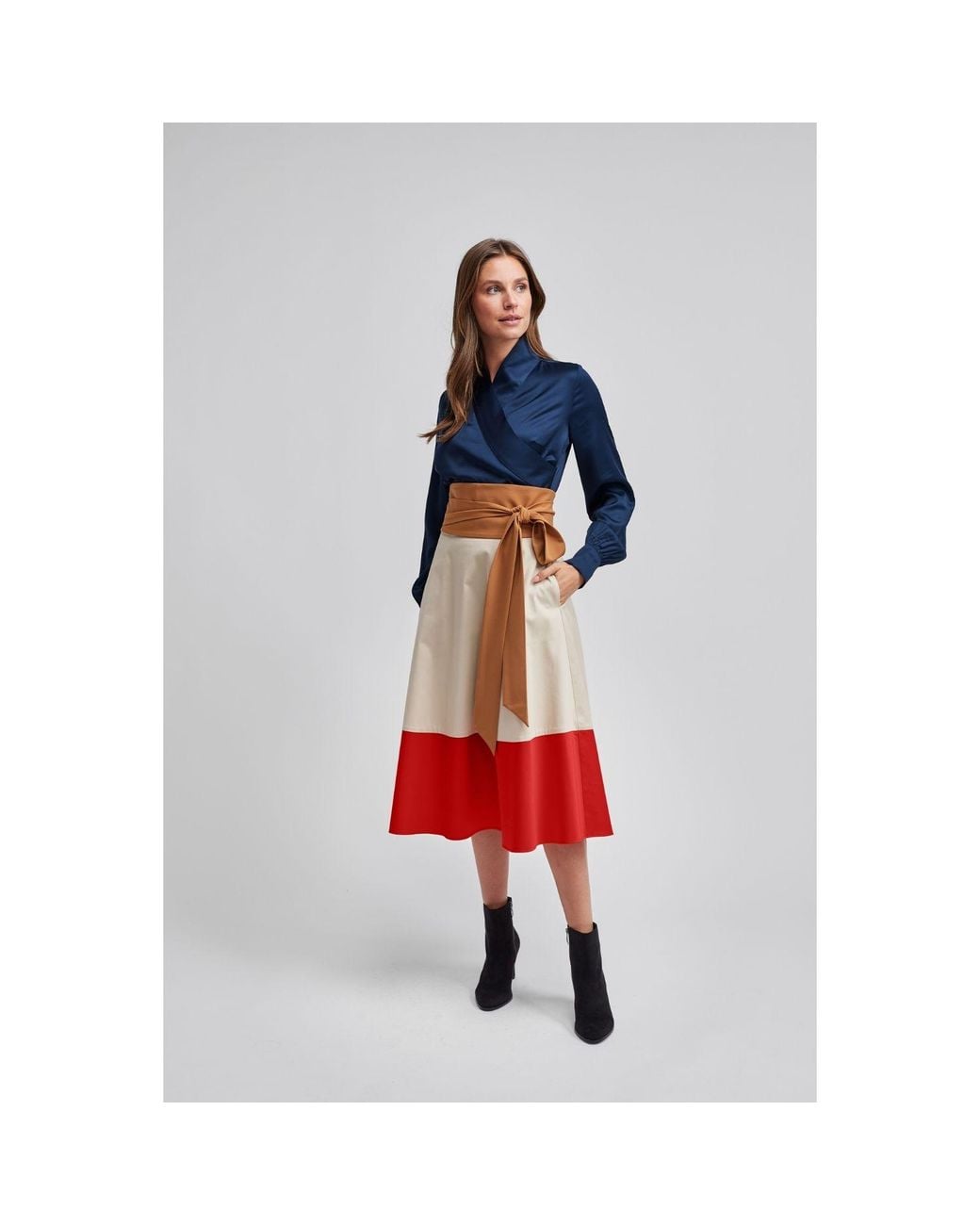 Marianna Déri Red Midi Skirt Sand