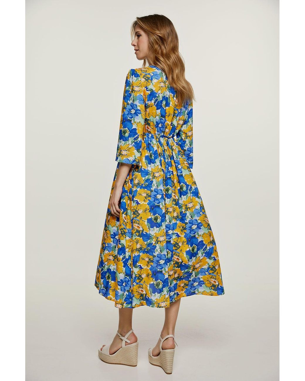 Conquista Blue Floral Empire Line Midi Dress