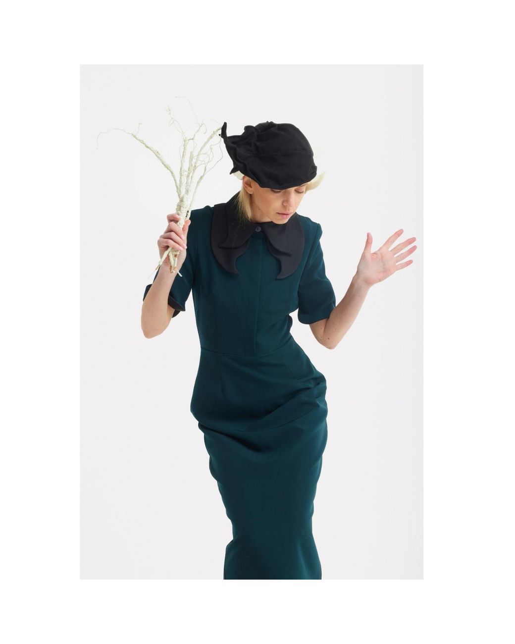 Julia Allert Green Polished Fitted Midi Short Sleeve Dress