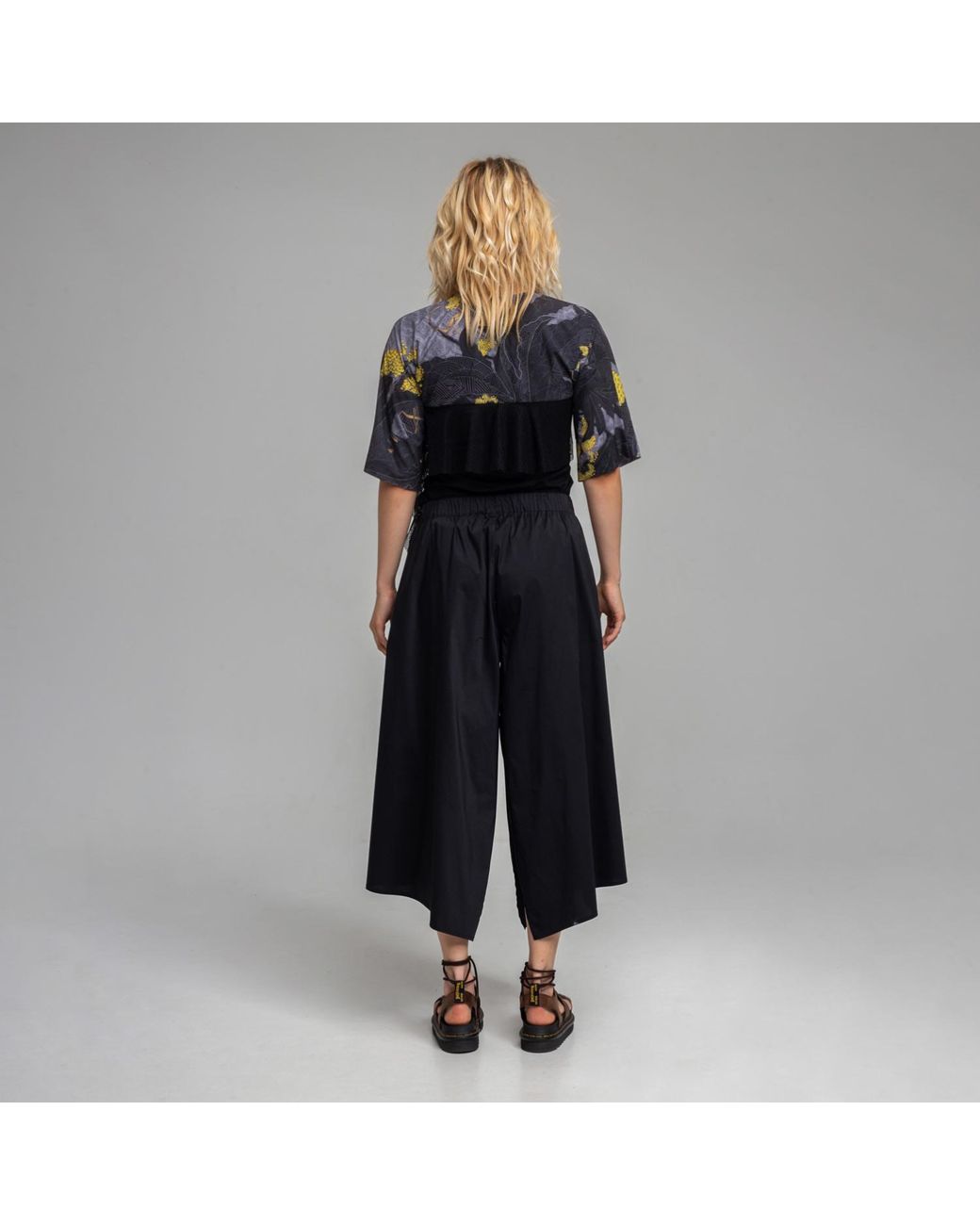 ARTISTA Black Rea Wide Leg Culottes